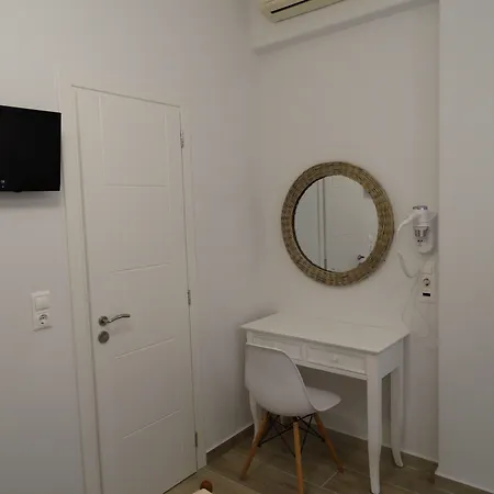 公寓 Naxos Lane Center *