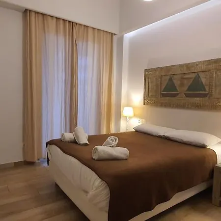 Naxos Lane Center Lejlighed